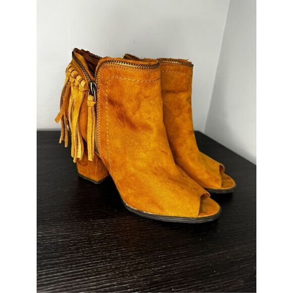 Dolce Vita Promise Fringe Ankle Heel Booties Shoes Sz 9 Cognac Brown Suede - Picture 1 of 7